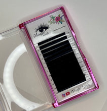 Load image into Gallery viewer, Flower Eyelashes Extensions